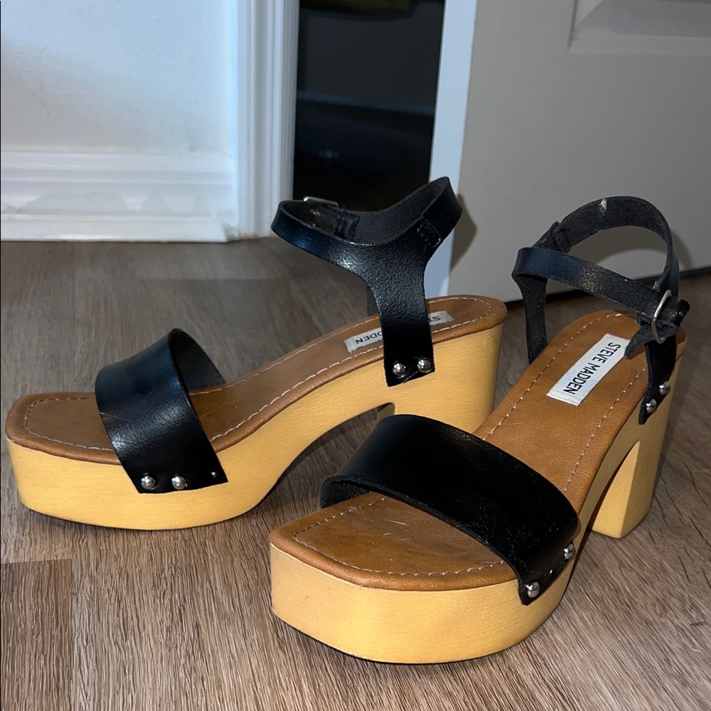 Steve Madden Black and Tan Platform Heels
